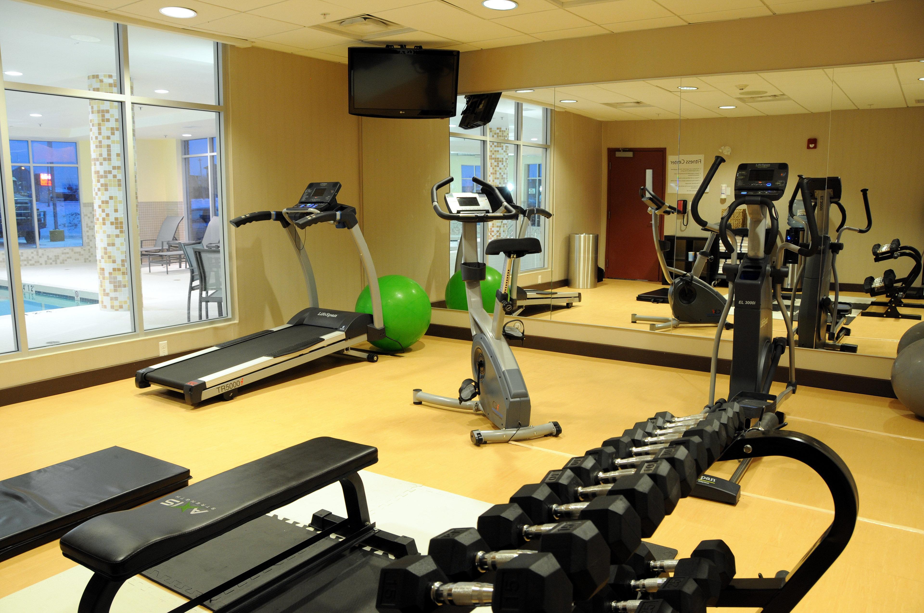 Chateau Inn & Suites Bonnyville Ngoại thất bức ảnh