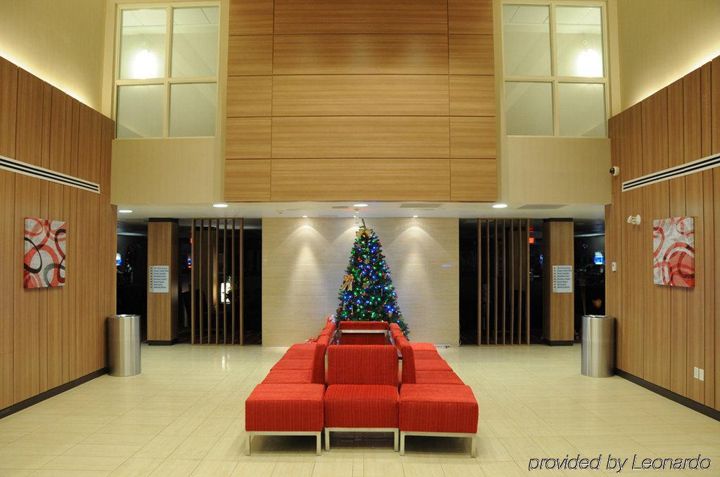 Chateau Inn & Suites Bonnyville Ngoại thất bức ảnh