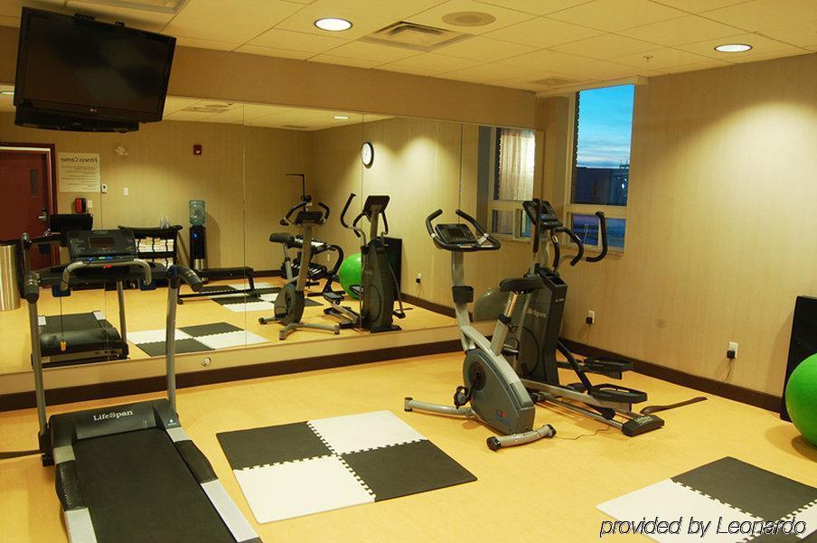 Chateau Inn & Suites Bonnyville Ngoại thất bức ảnh